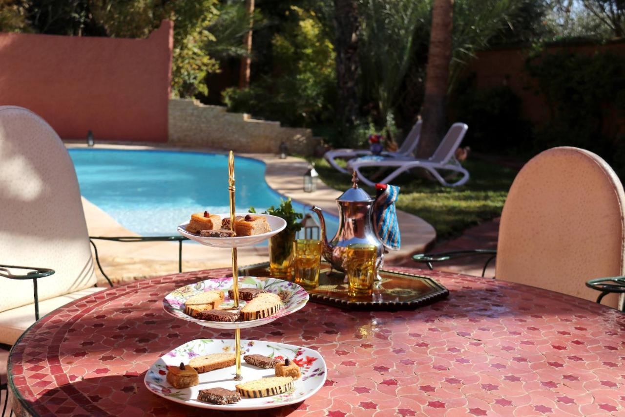 Dar Ayniwen Garden Hotel & Bird Zoo Marrakesh Exterior photo