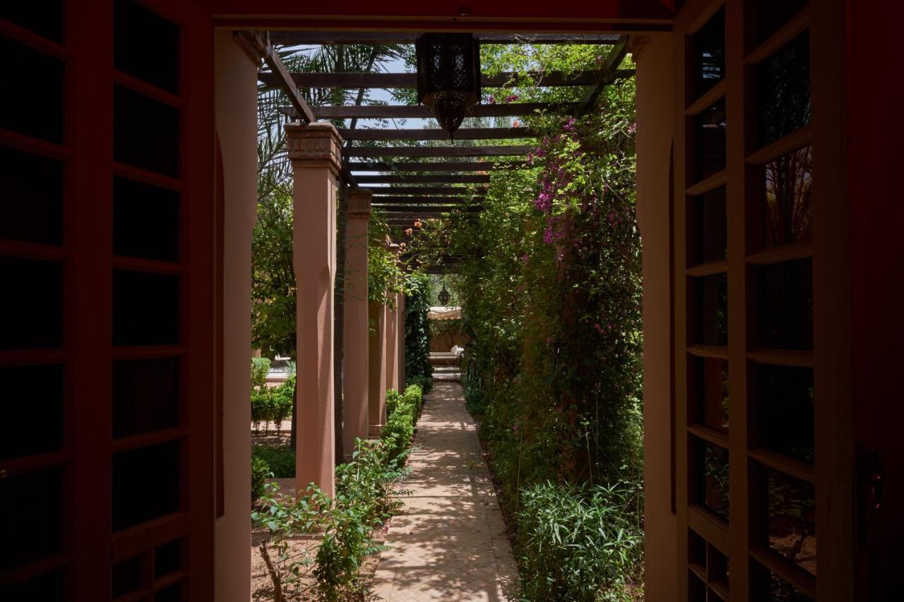Dar Ayniwen Garden Hotel & Bird Zoo Marrakesh Exterior photo