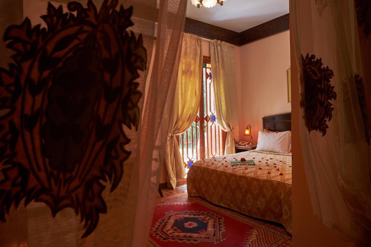 Dar Ayniwen Garden Hotel & Bird Zoo Marrakesh Exterior photo