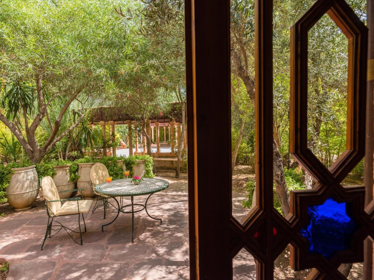 Dar Ayniwen Garden Hotel & Bird Zoo Marrakesh Exterior photo
