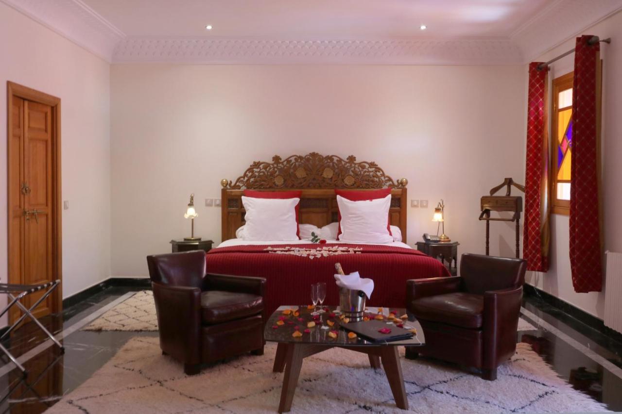 Dar Ayniwen Garden Hotel & Bird Zoo Marrakesh Exterior photo
